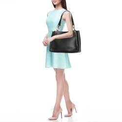 Pre Owned Michael Kors Black Leather Large Trisha Tote