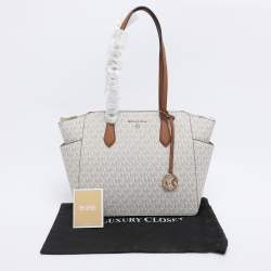 Pre Owned Michael Kors White Signature Coated Canvas Medium Marilyn Tote