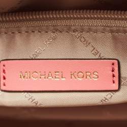 Pre Owned Michael Kors Tea Rose/Beige Signature Coated Canvas Medium Travel Duffle Bag