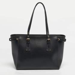 Pre Owned Michael Kors Black Leather Medium Voyager Tote
