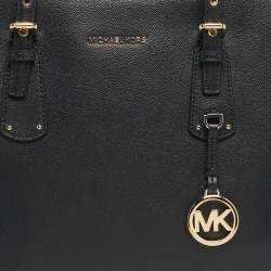 Pre Owned Michael Kors Black Leather Medium Voyager Tote
