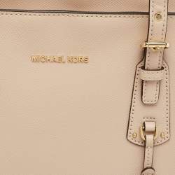 Pre Owned Michael Kors Pink Leather Large Voyager Shopper Tote