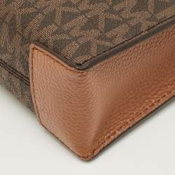 Pre Owned Michael Kors Two Tone Brown Signature Coated Canvas XS Mercer Tote