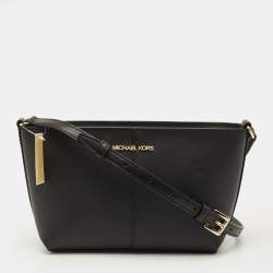 مملوكة مسبقًا Michael Kors Jet Set Travel Black Leather Crossbody Bag