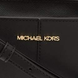 مملوكة مسبقًا Michael Kors Jet Set Travel Black Leather Crossbody Bag