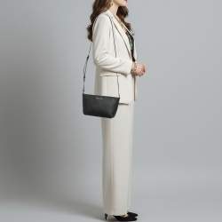 مملوكة مسبقًا Michael Kors Jet Set Travel Black Leather Crossbody Bag