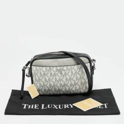 Pre Owned Michael Kors Jet Set Charm Large Tricolor Signature Coated Canvas Camera Crossbody Bag