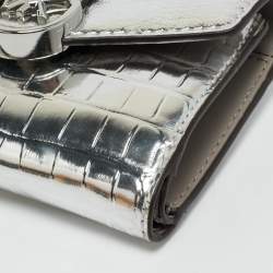 مملوكة مسبقًا محفظة مايكل كورس جرينتش جلد فضي منقوش كروك ثلاثية الطيات