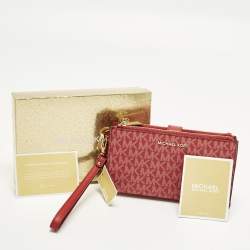 Pre Owned محفظة مايكل كورس جيت سيت مزدوجة السحاب حمراء شعارية كانفاس مقوى بحمالة يد