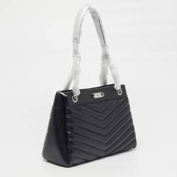 Pre Owned Michael Kors Whitney Medium Black Quilted Faux Leather Chain Tote