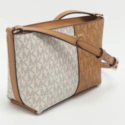 Pre Owned Michael Kors Jet Set Small Beige/Optic White Coated Signature Canvas Crossbody Bag