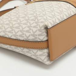 Pre Owned Michael Kors Jet Set Small Beige/Optic White Coated Signature Canvas Crossbody Bag