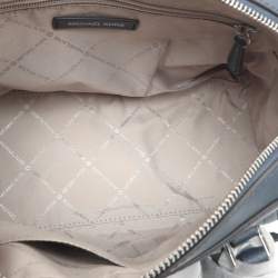 Pre Owned حقيبة مايكل كورس هيس جلد أزرق ساتشل