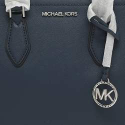 Pre Owned حقيبة مايكل كورس هيس جلد أزرق ساتشل