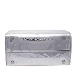 Pre Owned Michael Kors Metallic Silver Mirror Leather Kara Boston Bag