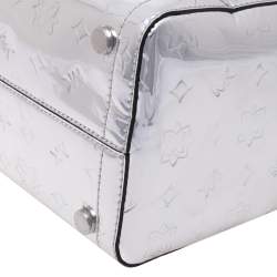 Pre Owned Michael Kors Metallic Silver Mirror Leather Kara Boston Bag