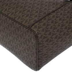 مملوكة مسبقًا حقيبة يد مايكل كورس سيارا كانفاس مقوى شهيرة بنية داكنة