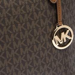 مملوكة مسبقًا حقيبة يد مايكل كورس سيارا كانفاس مقوى شهيرة بنية داكنة