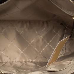 مملوكة مسبقًا حقيبة يد مايكل كورس سيارا كانفاس مقوى شهيرة بنية داكنة