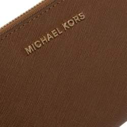 Pre Owned Michael Kors Brown Leather Jet Set Travel Continental Wallet