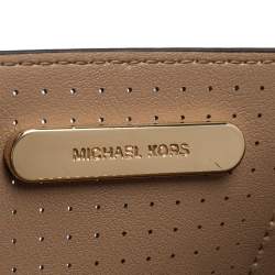 Pre Owned حقيبة يد مايكل كورس "ميرسير لوف" جلد مخرم أبيض