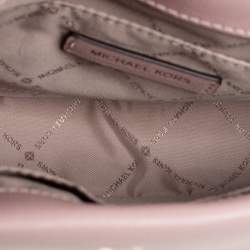 مملوكة مسبقًا Michael Kors Pink Signature Coated Canvas and Leather Medium Kinsley Shoulder Bag