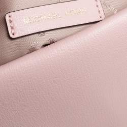مملوكة مسبقًا Michael Kors Pink Signature Coated Canvas and Leather Medium Kinsley Shoulder Bag