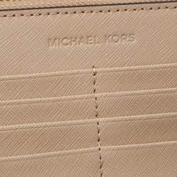 Pre Owned Michael Kors Beige Leather Jet Set Travel Crossbody Bag