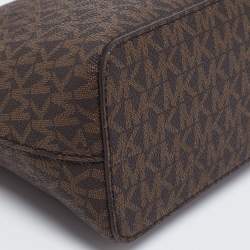 Pre Owned Michael Kors Brown Signature Coated Canvas Jet Set Dome Crossbody Bag