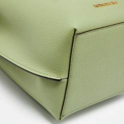 Pre Owned Michael Kors Green Leather Small Emilia Bucket Bag
