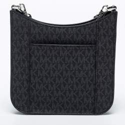 Pre Owned Michael Kors Black Signature Coated Canvas  Briley Messenger Bag