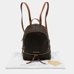 Pre Owned حقيبة ظهر مايكل كورس سحاب راها جلد وكانفاس مقوى مميز بني فاتح/ أبيض