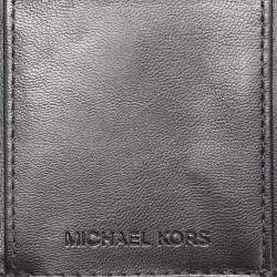 Pre Owned Michael Kors Black Leather Jet Set Travel Compact Wallet