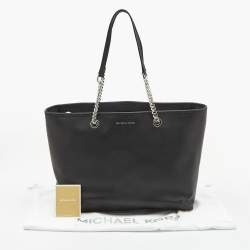 مملوكة مسبقًا Michael Kors Black Leather Medium Jet Set Travel Chain Tote