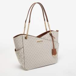 Pre Owned Michael Kors Off White Signature Coated Canvas Large Jet Set Chain Tote