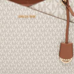 Pre Owned Michael Kors Off White Signature Coated Canvas Large Jet Set Chain Tote