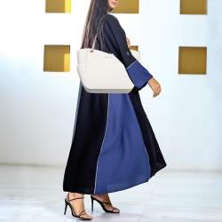 Pre Owned Michael Kors Off White Signature Coated Canvas Large Jet Set Chain Tote