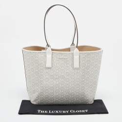 Pre Owned Michael Kors Grey/White Signature Coated Canvas and Leather Jodie Shopper Tote