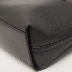 Pre Owned Michael Kors Black Leather Medium Front Zip Chain Tote