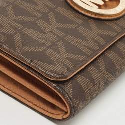 Pre Owned Michael Kors Beige/Brown Signature Coated Canvas Fulton Flap Continental Wallet