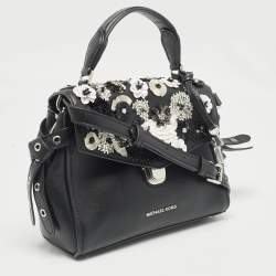 Pre Owned حقيبة مايكل كورس بريستول يد علوية جلود سوداء مزخرفة