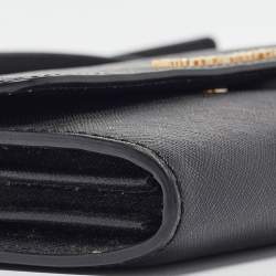 Pre Owned Michael Kors Black Leather Jet Set Flap Crossbody Bag