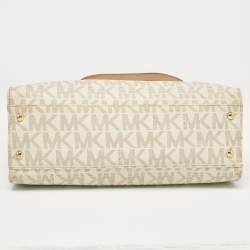 Pre Owned Michael Kors Beige/Off White Signature Coated Canvas and Leather East/West Hamilton Tote