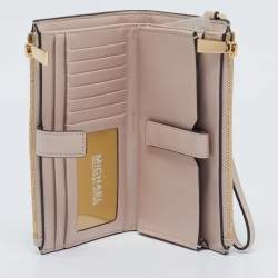 Pre Owned Michael Kors Pink Leather Adele Phone Wristlet Wallet