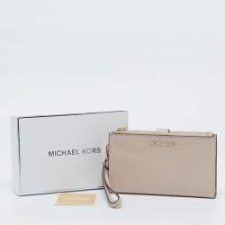 Pre Owned Michael Kors Pink Leather Adele Phone Wristlet Wallet