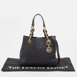 مملوكة مسبقًا Michael Kors Black Leather Small Cynthia Tote