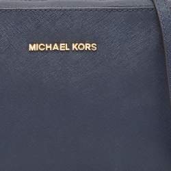 Pre Owned Michael Kors Navy Blue Leather Jet Set Camera Crossbody Bag