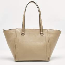 مملوكة مسبقًا Michael Kors Beige Leather Medium Studded Carine Tote