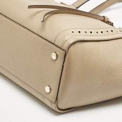 مملوكة مسبقًا Michael Kors Beige Leather Medium Studded Carine Tote