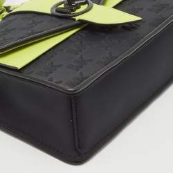 Pre Owned Michael Kors Black/Green Signature Fabric and Leather Small Greenwich Shoulder Bag